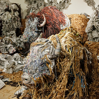 「大地に生きる」LIXIL GALLERY 2012
